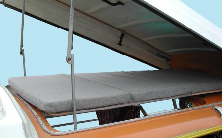 Kit Fixations et accessoires inox pour fabrication d'un lit "Continental" 2 places sous le toit levant. à la place du lit hamac. Westfalia 8/1967-7/1973 dm9560 Sur www.bus-shop.net