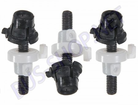 Découvrez notre kit de fixation pour phares supplémentaires adapté pour Golf II et Polo 86C modèle 88. Référence produit : 191981135A et 191-981-135-A.