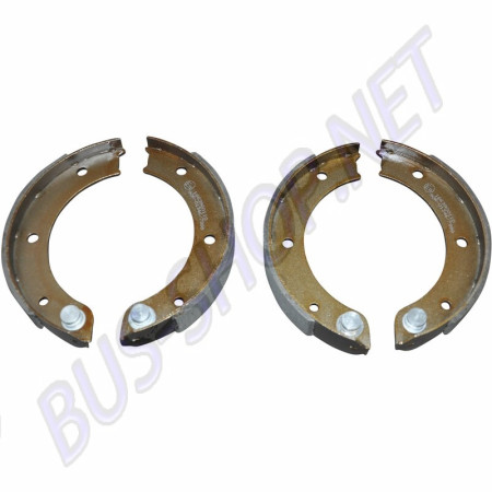 Optez pour le jeu de 4 mâchoires de frein à main de qualité pour votre Porsche 911 & 930. Ce jeu de mâchoires de frein à main de 180x25 mm est adapté pour une utilisation à l'arrière de votre véhicule. Convient aux modèles Porsche 911 